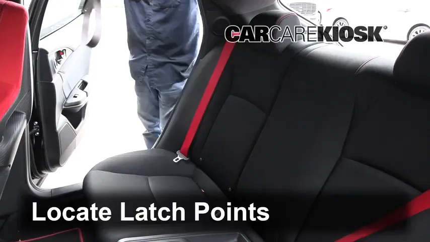 2019 Honda Civic Type R 2.0L 4 Cyl. Turbo Car Seats Install